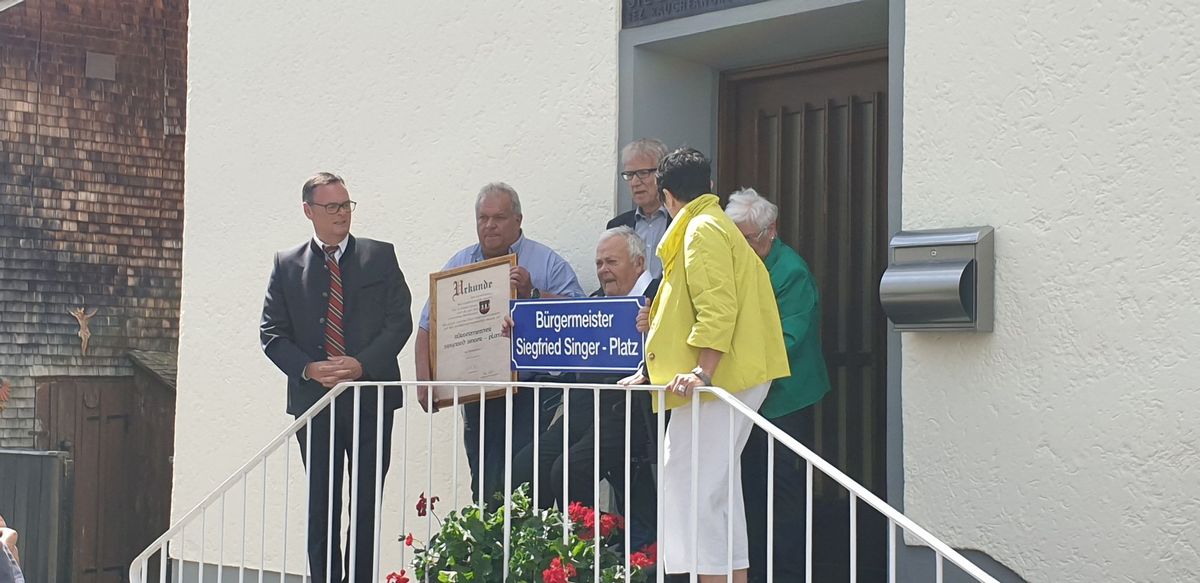 LM Siegfried SINGER feierte seinen 90. Geburtstag