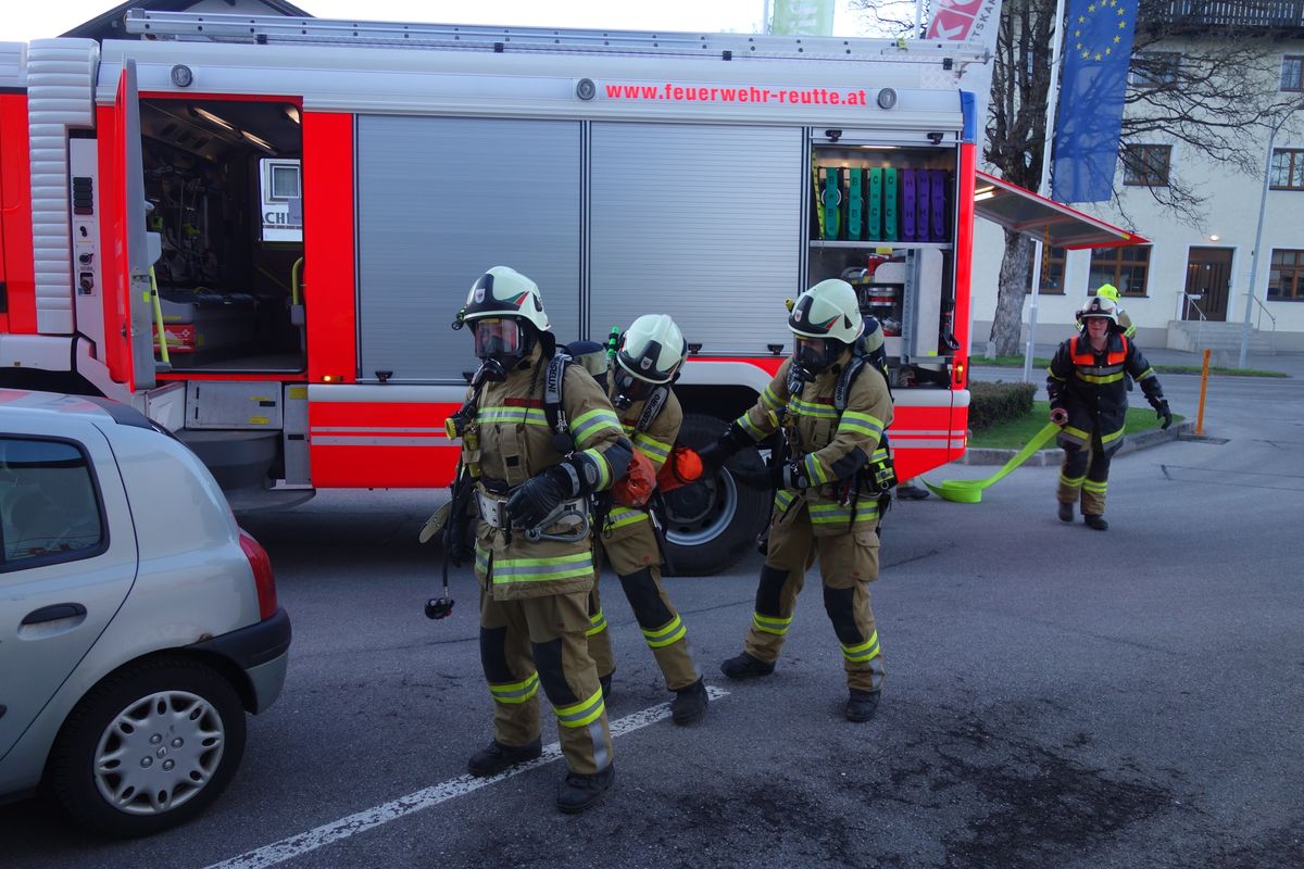 Übung - Brand im Keller, Wirtschaftskammer Reutte