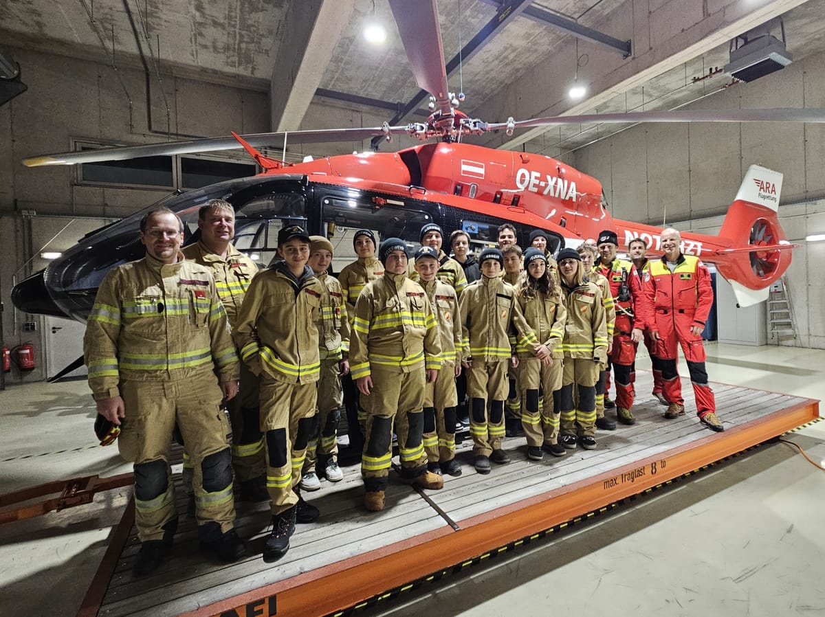 Besuch des Hubschraubers RK2 in Ehenbichl